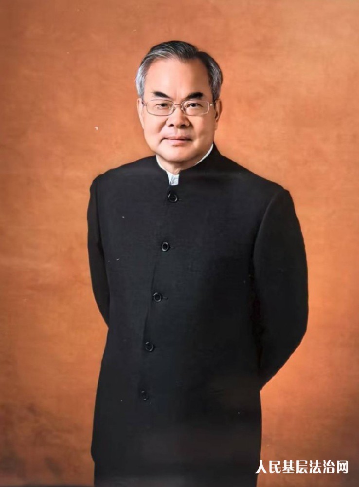 属 诗 八 言
